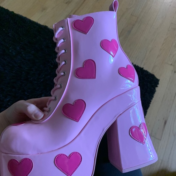 Sweet retro romance platform boots - Picture 2 of 2